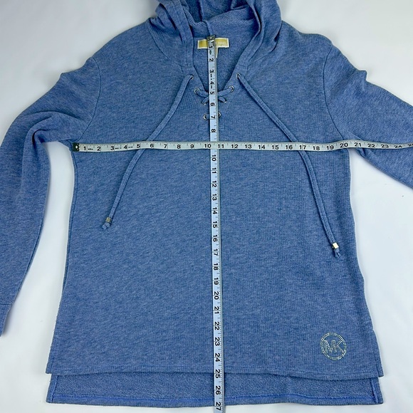 Michael KORS Heather Blue Hooded Sweater. Lace Up Neck Line. Hi-Lo Hem. Large. - Picture 6 of 8